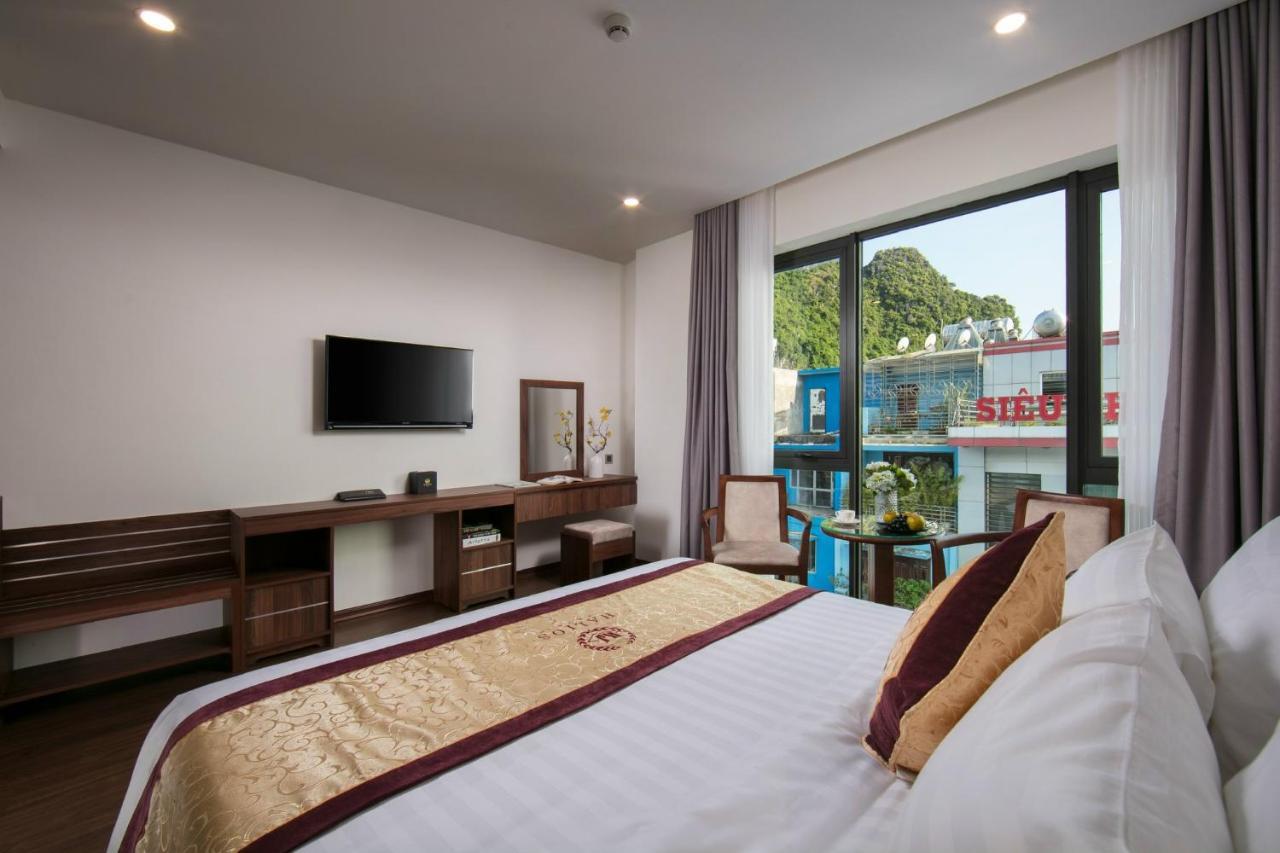 Halios Luxury Halong 4*
