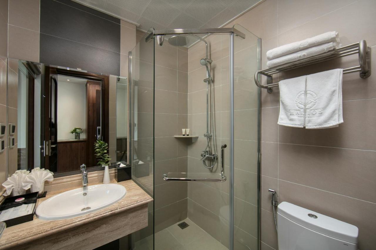 Halios Luxury Halong 4*